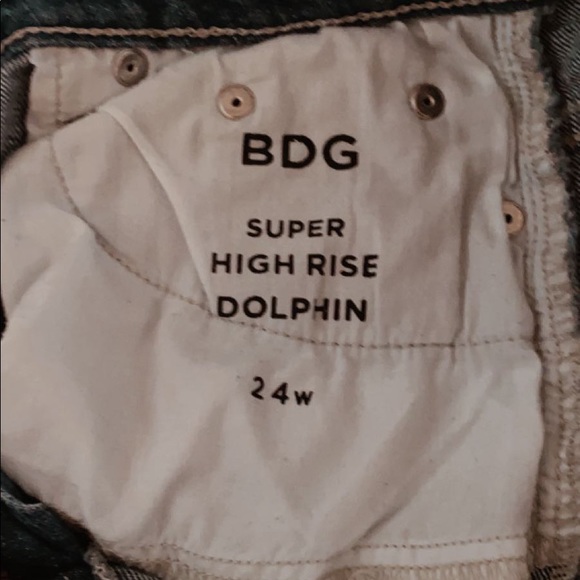 BDG high rise denim shorts - Picture 3 of 3